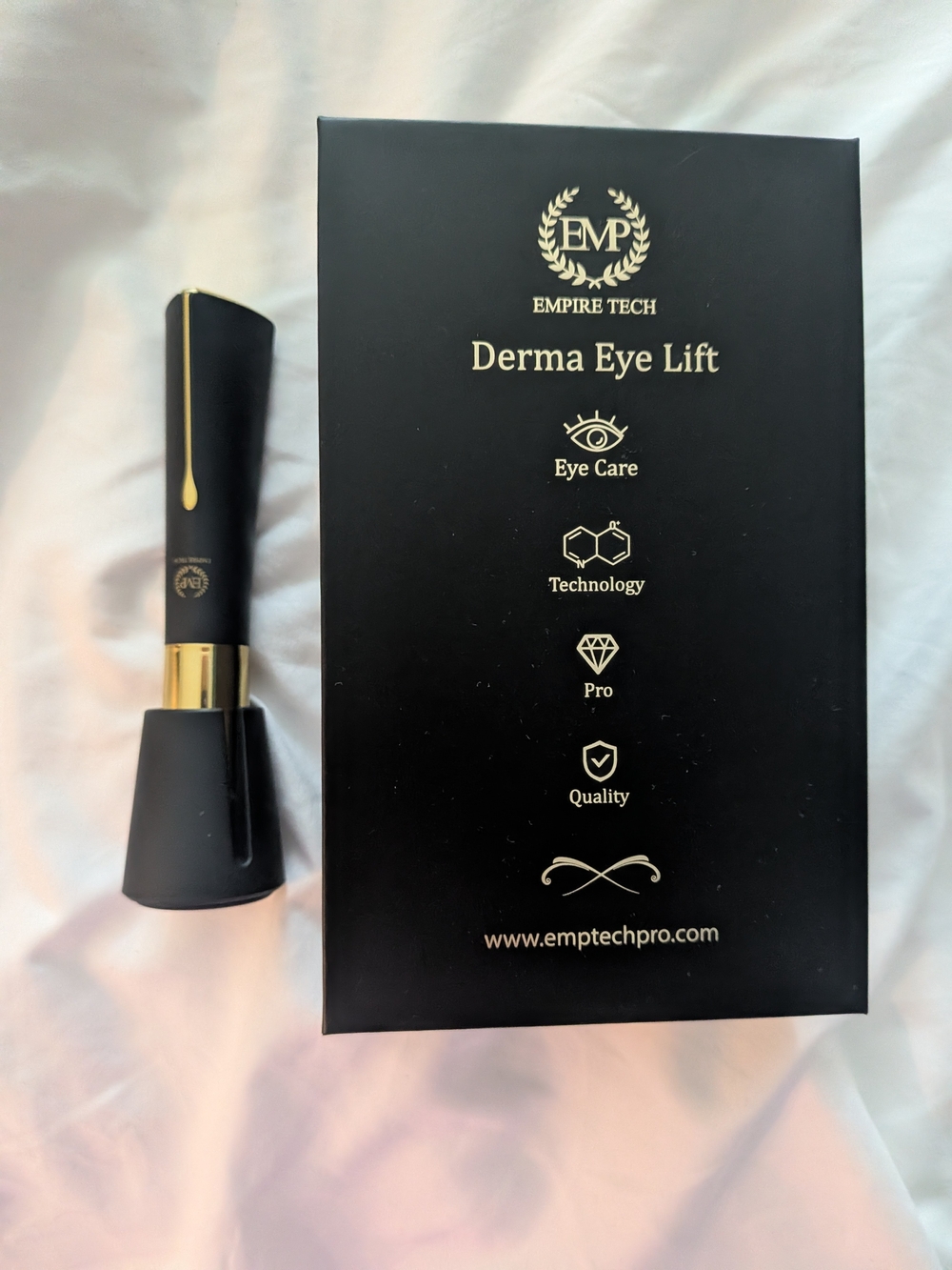 Empire Tech Derma Eye Lift Device in Black and Gold